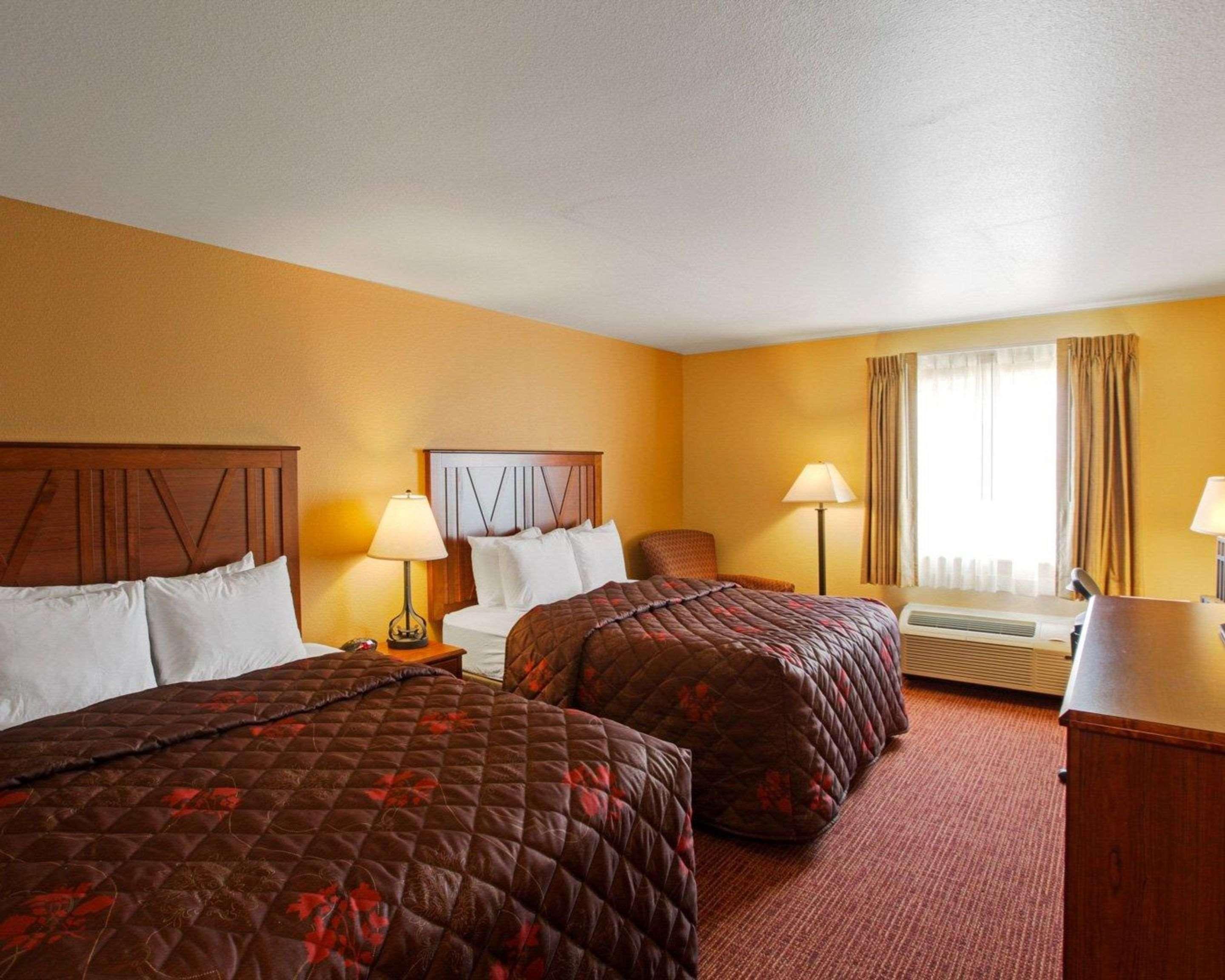 Rodeway Inn & Suites Phillipsburg Eksteriør billede
