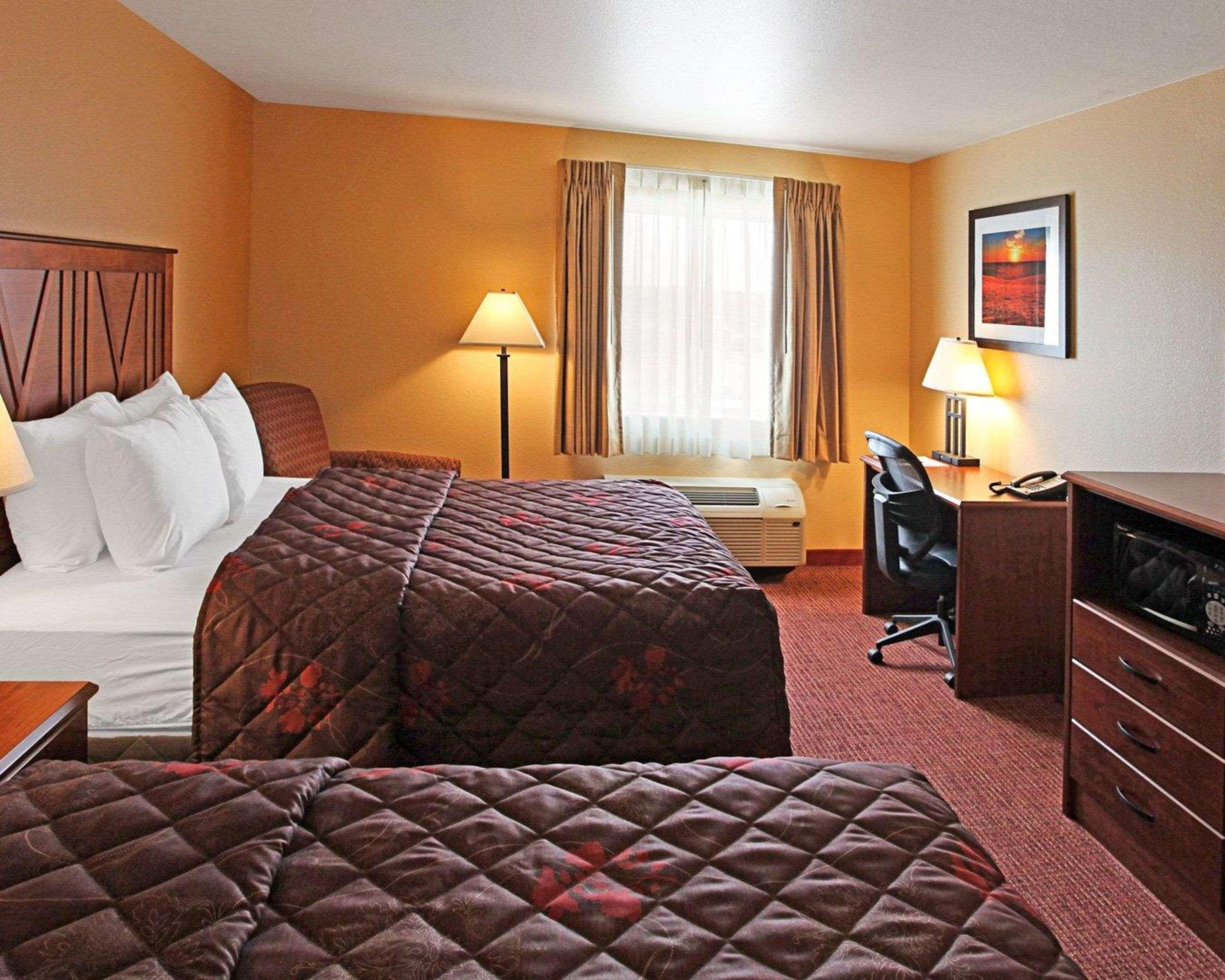 Rodeway Inn & Suites Phillipsburg Eksteriør billede