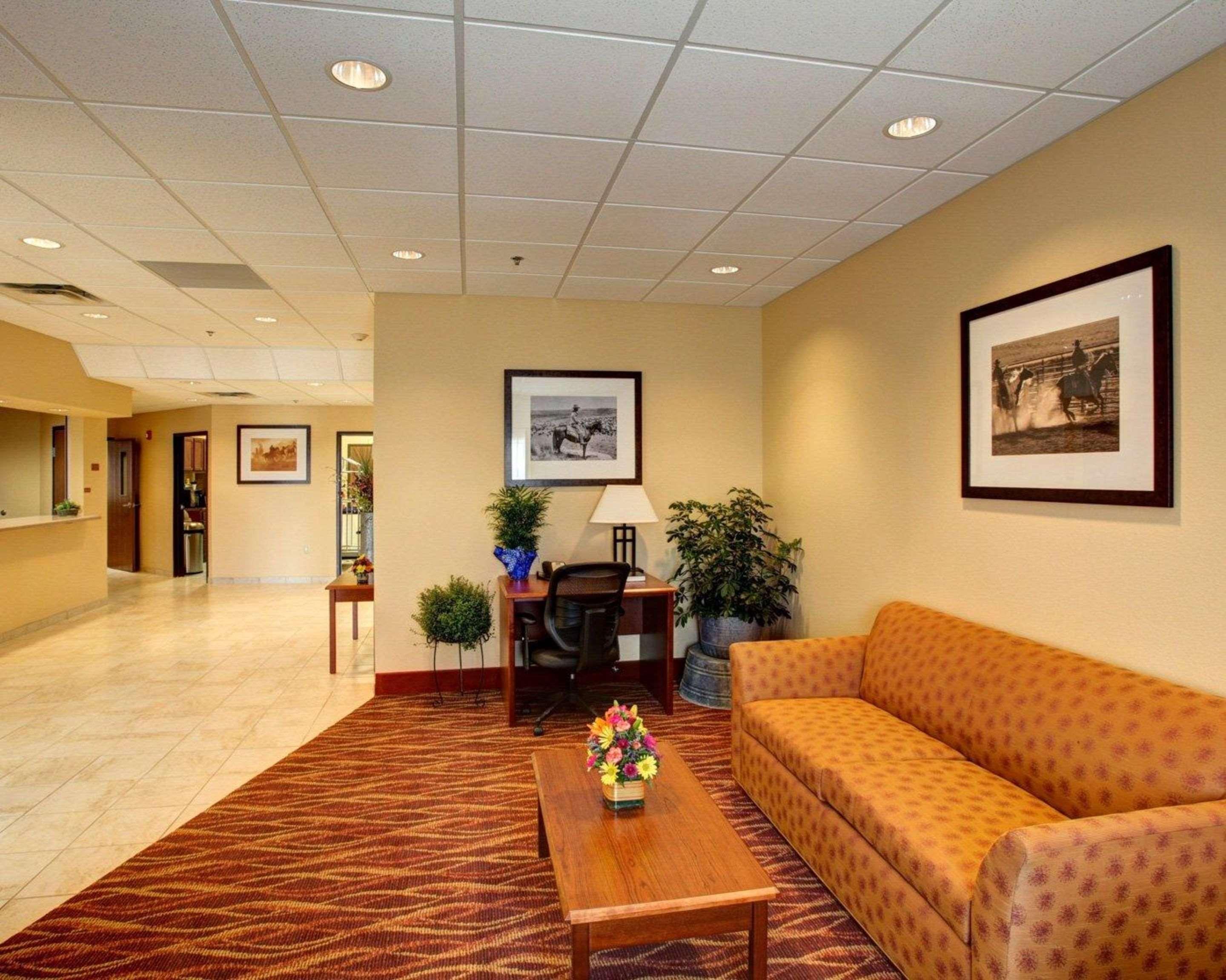 Rodeway Inn & Suites Phillipsburg Eksteriør billede