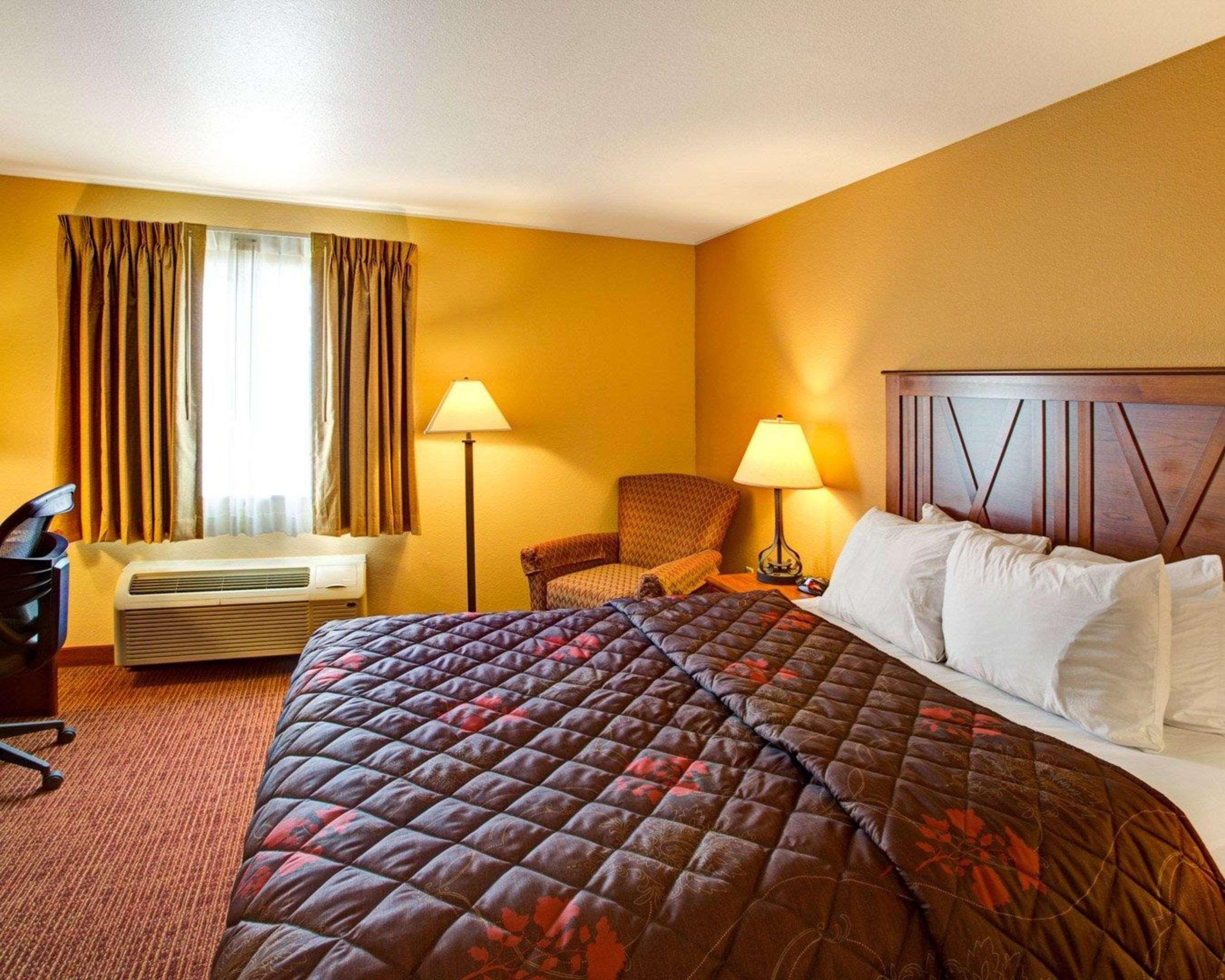 Rodeway Inn & Suites Phillipsburg Eksteriør billede