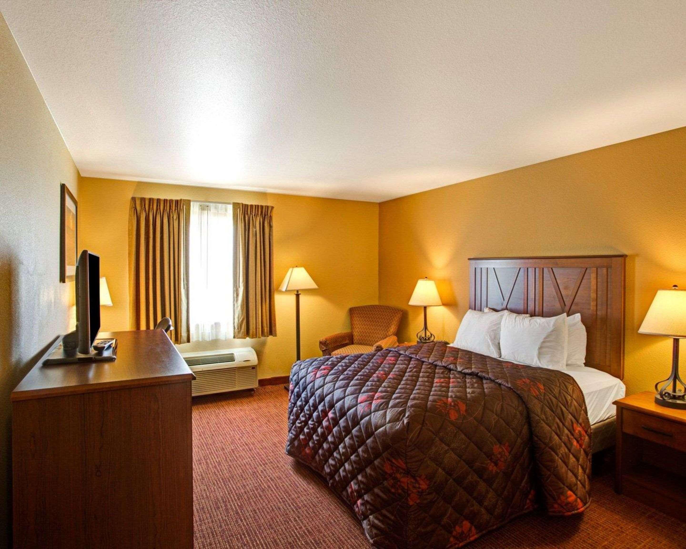 Rodeway Inn & Suites Phillipsburg Eksteriør billede