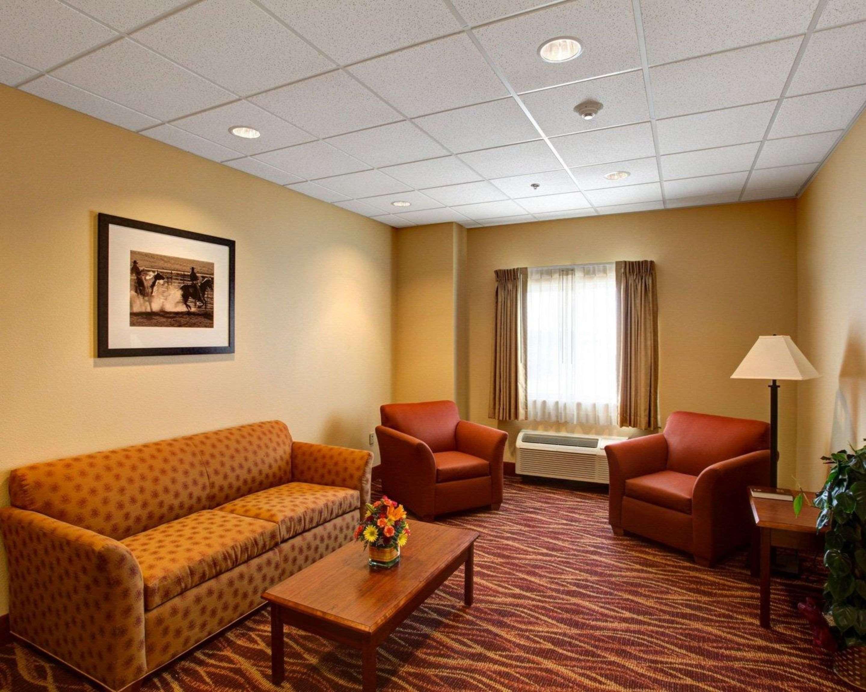 Rodeway Inn & Suites Phillipsburg Eksteriør billede